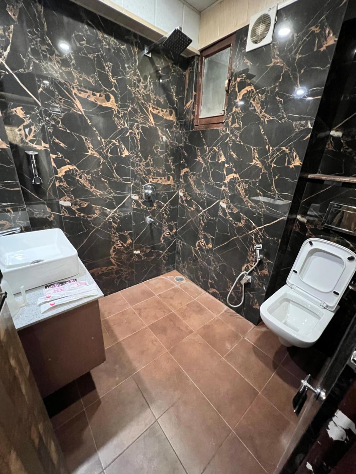 Hotel Victory Since 1979 西姆拉 外观 照片