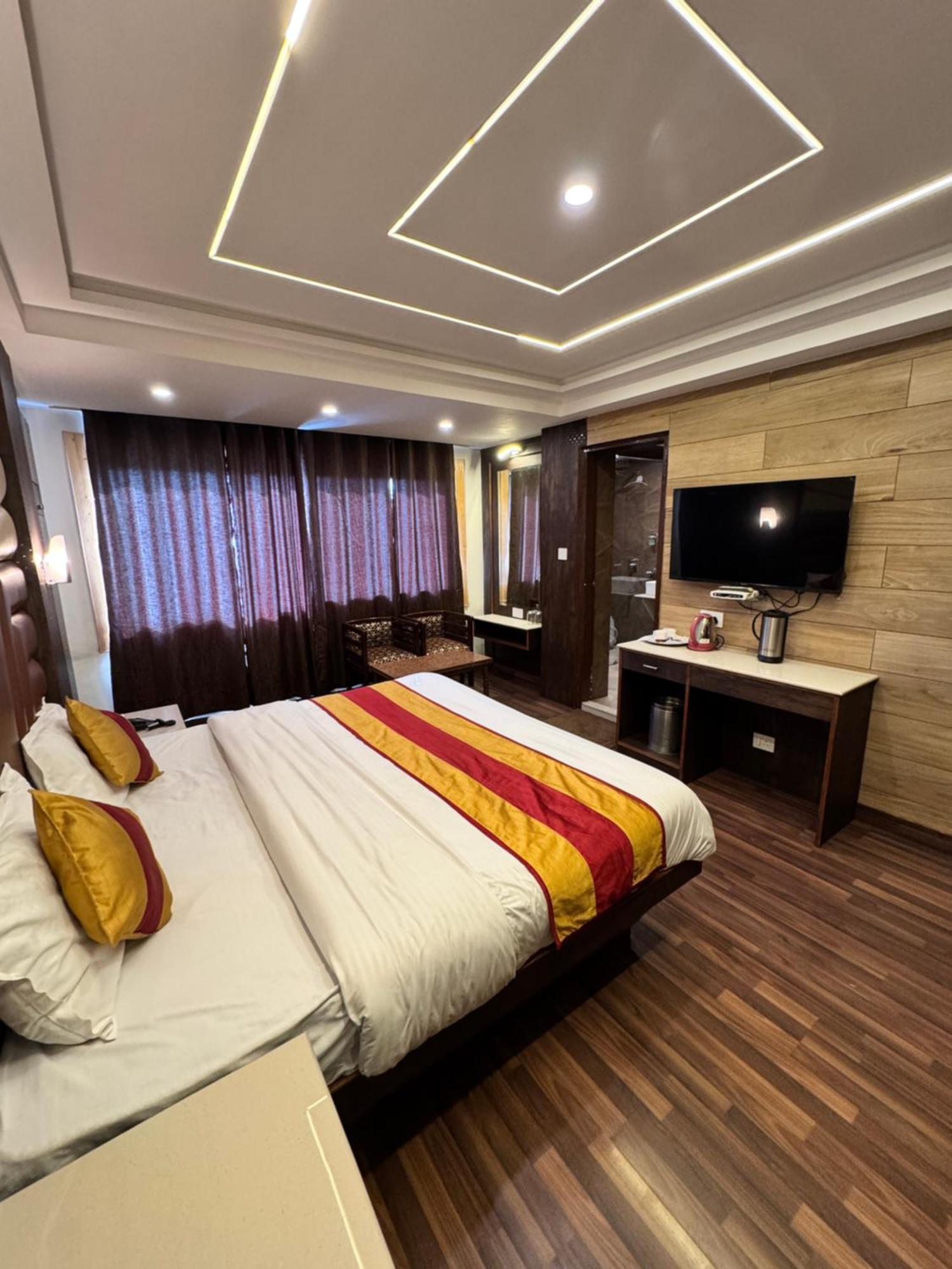 Hotel Victory Since 1979 西姆拉 外观 照片